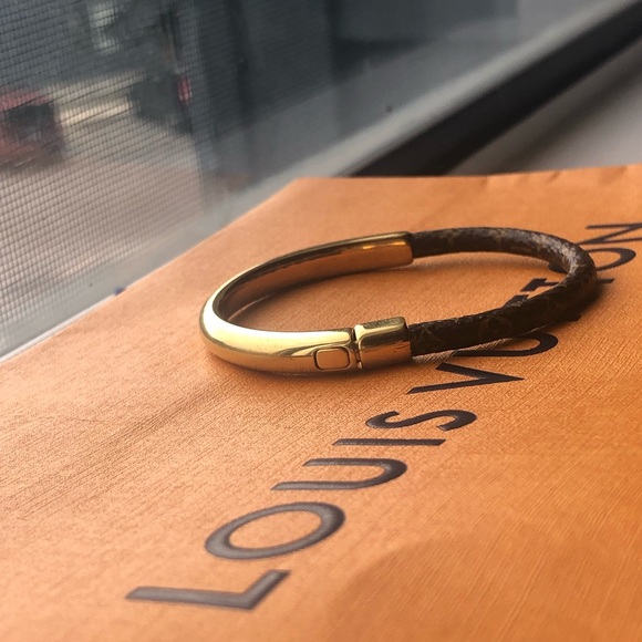 Louis Vuitton, Jewelry, Louis Vuitton Simple Tour Bracelet Like New